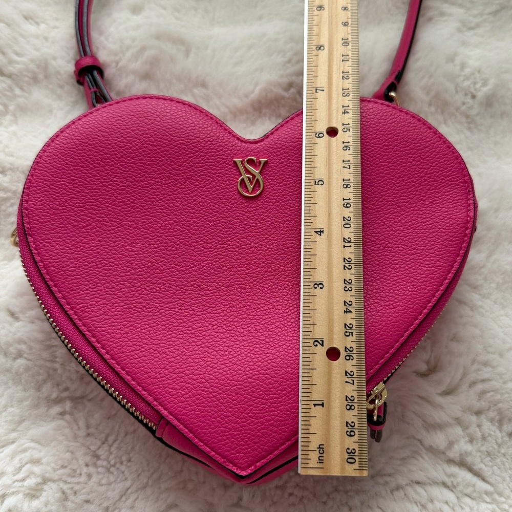 Victoria's Secret Heart Crossbody Bag - Hot Pink - Picture 14 of 15